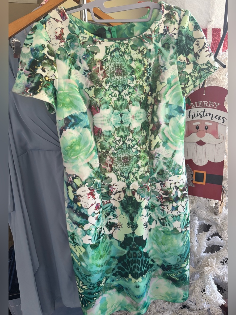 AGB Green Floral Kaleidoscope Sheath Dress size 6